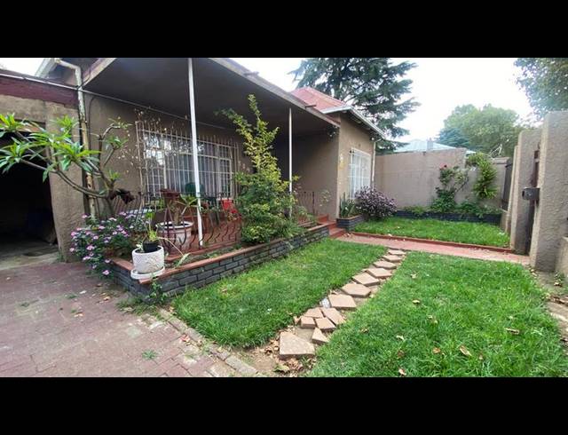 4 BEDROOM HOUSE FOR SALE IN TURFFONTEIN